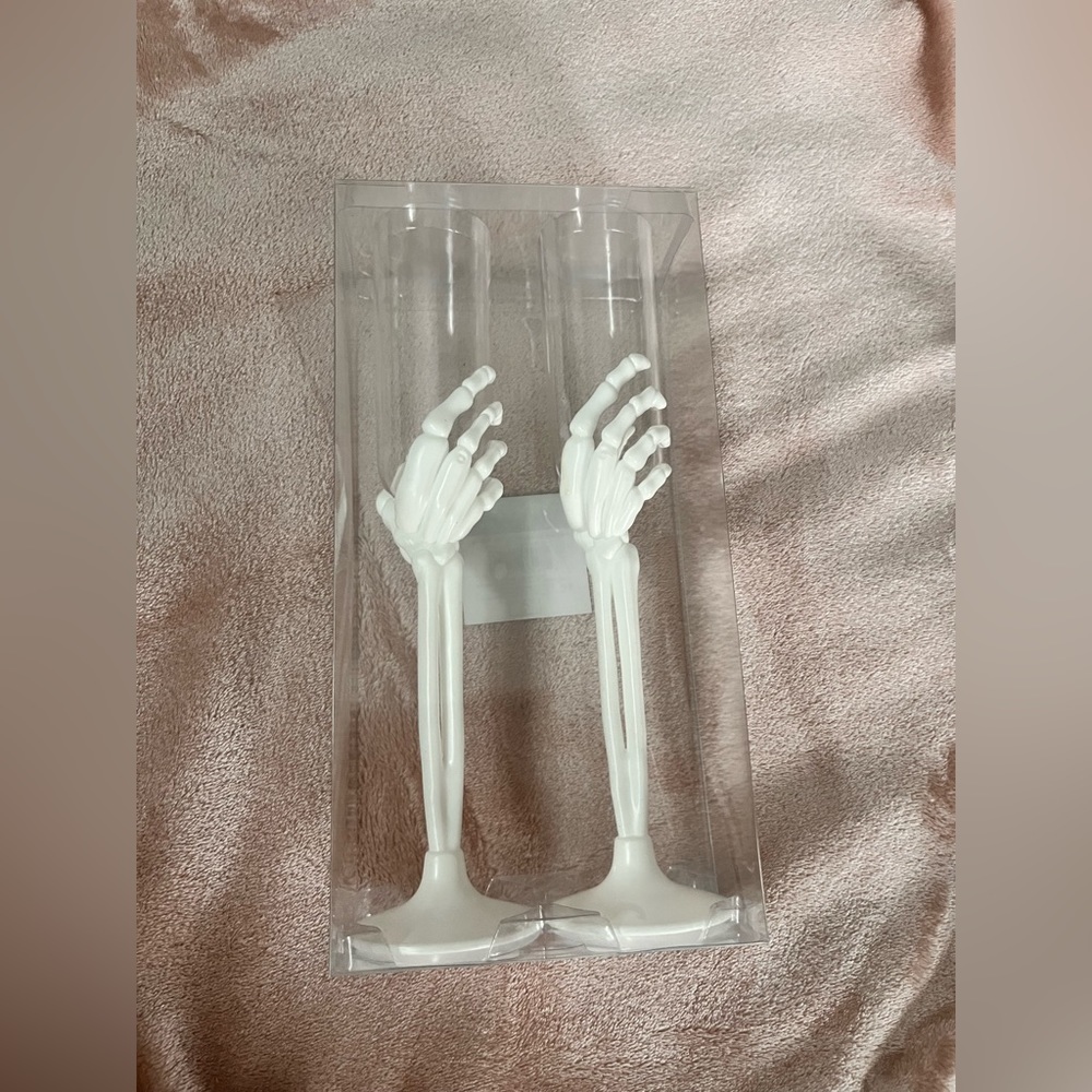 Skeleton Champagne Flutes
